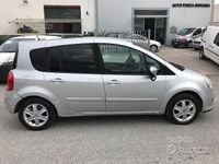 Usata Renault Modus Dynamique 85 CV (62 kW) 2009 Grigio Monovolume