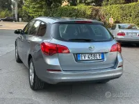 Usata Opel Astra 110 CV (80 kW) 2014 Grigio Station wagon