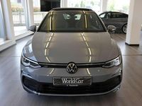Usata VW Golf VIII R-line 150 CV (110 kW) 2024 Mondsteingrau Berlina