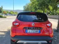 Usata Renault Captur 90 CV (66 kW) 2017 Rosso SUV