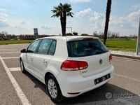 Usata VW Golf VI Edition 105 CV (77 kW) 2011 Bianco Utilitaria