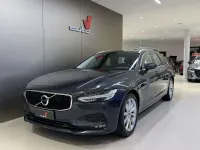 Usata Volvo V90 Momentum 190 CV (139 kW) 2017 Grigio scuro Station wagon