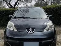 Usata Peugeot 107 68 CV (50 kW) 2007 Grigio Utilitaria