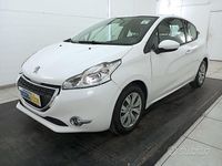 Usata Peugeot 208 Active 82 CV (60 kW) 2013 Bianco metallizzato Utilitaria