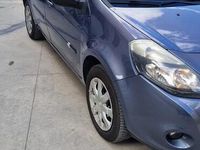 Usata Renault Clio II 68 CV (50 kW) 2010 Grigio Utilitaria