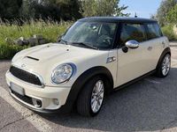 Begagnad Mini Cooper SD 143 HK (105 kW) 2011 Beige Halvkombi