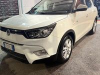 Usata Ssangyong (KGM) Tivoli 115 CV (84 kW) 2017 Bianco SUV
