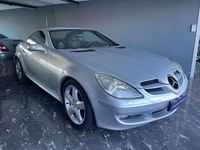 Usata Mercedes SLK200 163 CV (119 kW) 2006 Argento Cabrio