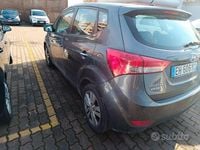 Usata Hyundai ix20 Comfort 90 CV (66 kW) 2011 Grigio Utilitaria