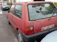 Usata Fiat Uno 45 CV (33 kW) 1983 Rosso Utilitaria