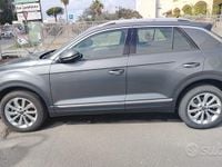 Usata VW T-Roc 150 CV (110 kW) 2022 Grigio SUV