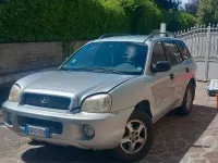 Usata Hyundai Santa Fe 145 CV (106 kW) 2002 Grigio SUV