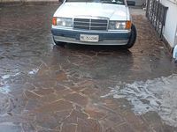 Usata Mercedes 190 122 CV (89 kW) 1991 Bianco Berlina