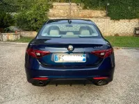 Usata Alfa Romeo Giulia Super 150 CV (110 kW) 2016 Blu/azzurro Berlina