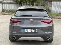 Usata Alfa Romeo Stelvio Executive 209 CV (153 kW) 2019 Grigio SUV