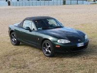 Usata Mazda MX5 110 CV (80 kW) 2003 Verde Cabrio