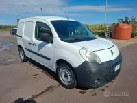 Usata Renault Kangoo 85 CV (62 kW) 2010 Bianco Monovolume