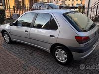 Usata Peugeot 306 75 CV (55 kW) 1997 Grigio Berlina