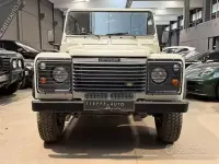 Usata Land Rover Defender S 122 CV (89 kW) 2005 Bianco pastello Berlina