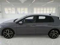 Usata VW Golf VIII Style 150 CV (110 kW) 2023 Mondsteingrau Berlina