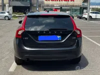 Usata Volvo V60 Summum 163 CV (119 kW) 2012 Nero Station wagon