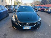 Occasion Volvo V40 Kinetic 120 ch (88 kW) 2016 Noir Berline
