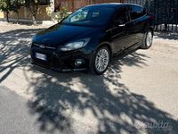 Usado Ford Focus 120 HP (88 kW) 2011 Preto Sedan