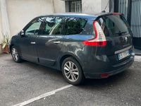 Usata Renault Scénic III 130 CV (95 kW) 2010 Grigio Monovolume