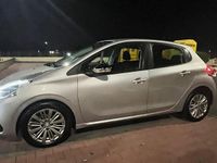 Usata Peugeot 208 75 CV (55 kW) 2017 Grigio Utilitaria