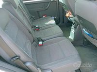 Usata VW Touran 140 CV (102 kW) 2004 Grigio Monovolume