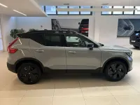 Usata Volvo XC40 Ultra 163 CV (119 kW) 2026 Grigio SUV