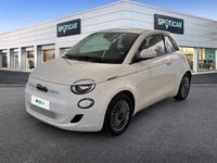 Begagnad Fiat 500e 86 kW (118 HK) 2023 Vit Halvkombi