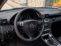 Usata Mercedes C220 Elegance 150 CV (110 kW) 2006 Grigio Coupé