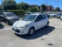 Usata Renault Clio II 75 CV (55 kW) 2011 Bianco Berlina