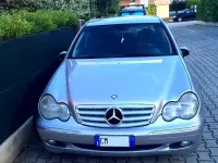 Usata Mercedes C180 Elegance 143 CV (105 kW) 2004 Grigio Berlina