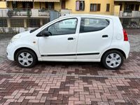 Usata Suzuki Alto 68 CV (50 kW) 2010 Bianco Utilitaria
