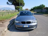 Usata BMW 118 143 CV (105 kW) 2010 Grigio Utilitaria
