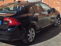 Usata Volvo S60 Momentum 120 CV (88 kW) 2018 Nero Berlina