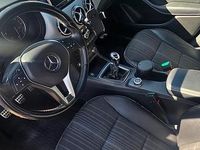 Usata Mercedes B200 136 CV (100 kW) 2012 Grigio Monovolume