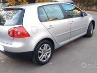 Usata VW Golf V 105 CV (77 kW) 2007 Grigio Berlina