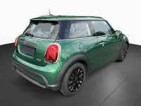 Usata Mini ONE Classic 75 CV (55 kW) 2022 British racing green metal Utilitaria