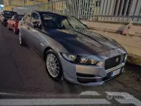 Usata Jaguar XE 163 CV (119 kW) 2017 Grigio Berlina