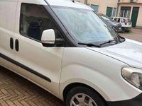 Usata Fiat Doblò Active 84 CV (61 kW) 2015 Bianco Monovolume