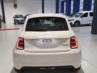 Nuova Fiat 500 69 CV (50 kW) 2026 Bianco Berlina