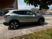 Usata Nissan Qashqai Tekna 110 CV (80 kW) 2017 Grigio SUV