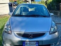 Usata Honda Jazz 83 CV (61 kW) 2006 Grigio Utilitaria