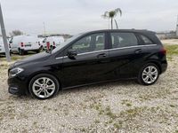 Usata Mercedes B180 Premium 109 CV (80 kW) 2015 Nero Monovolume