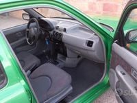 Usata Nissan Micra 60 CV (44 kW) 2000 Verde Utilitaria