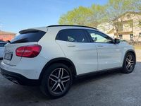 Usata Mercedes GLA200 Premium 135 CV (99 kW) 2016 Bianco SUV