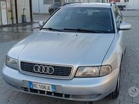 Usata Audi A4 110 CV (80 kW) 1999 Grigio Station wagon
